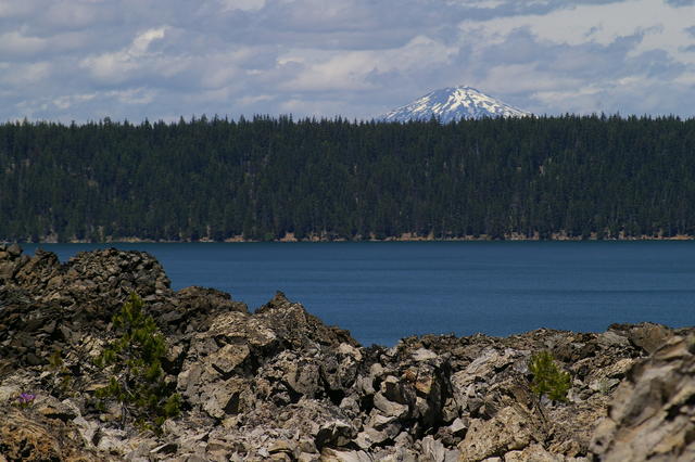 7 NewberryCrater IMGP0378